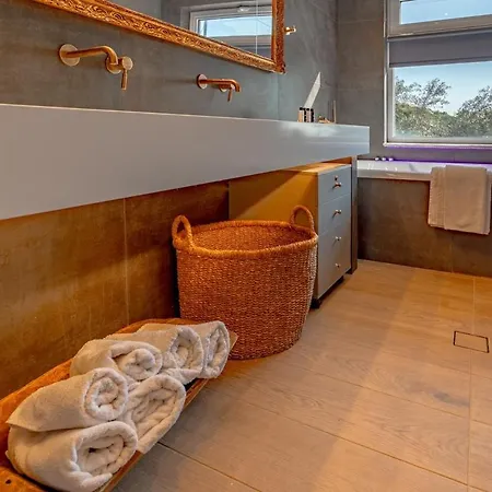 Semeli Art House 2 *