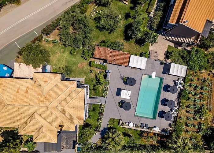 Feriehus Semeli Art House 2